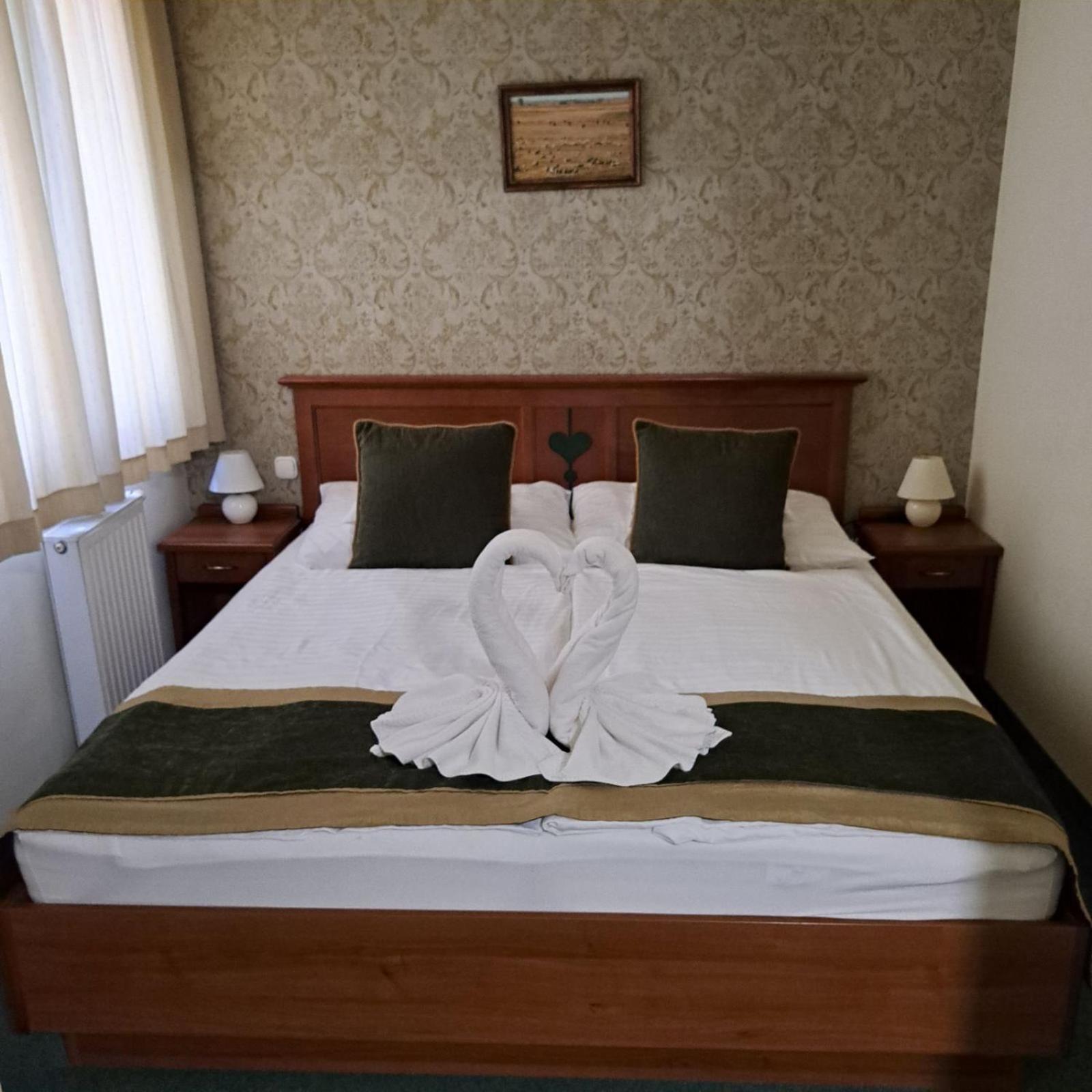 Kigyosi Csarda & Panzio Bed & Breakfast Fulopszallas Exterior photo